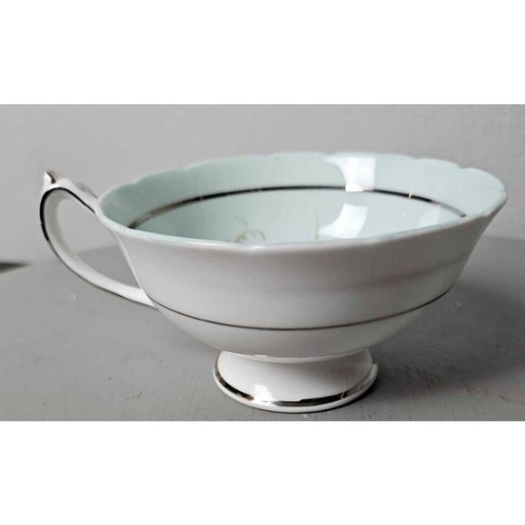 Rare Paragon Aqua Blue/Green Tea Cup and Saucer, Pink Roses, 1930s - Picture 5 of 9